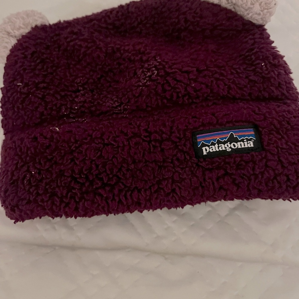 Patagonia furry friends hats for toddler 6-12 mo size